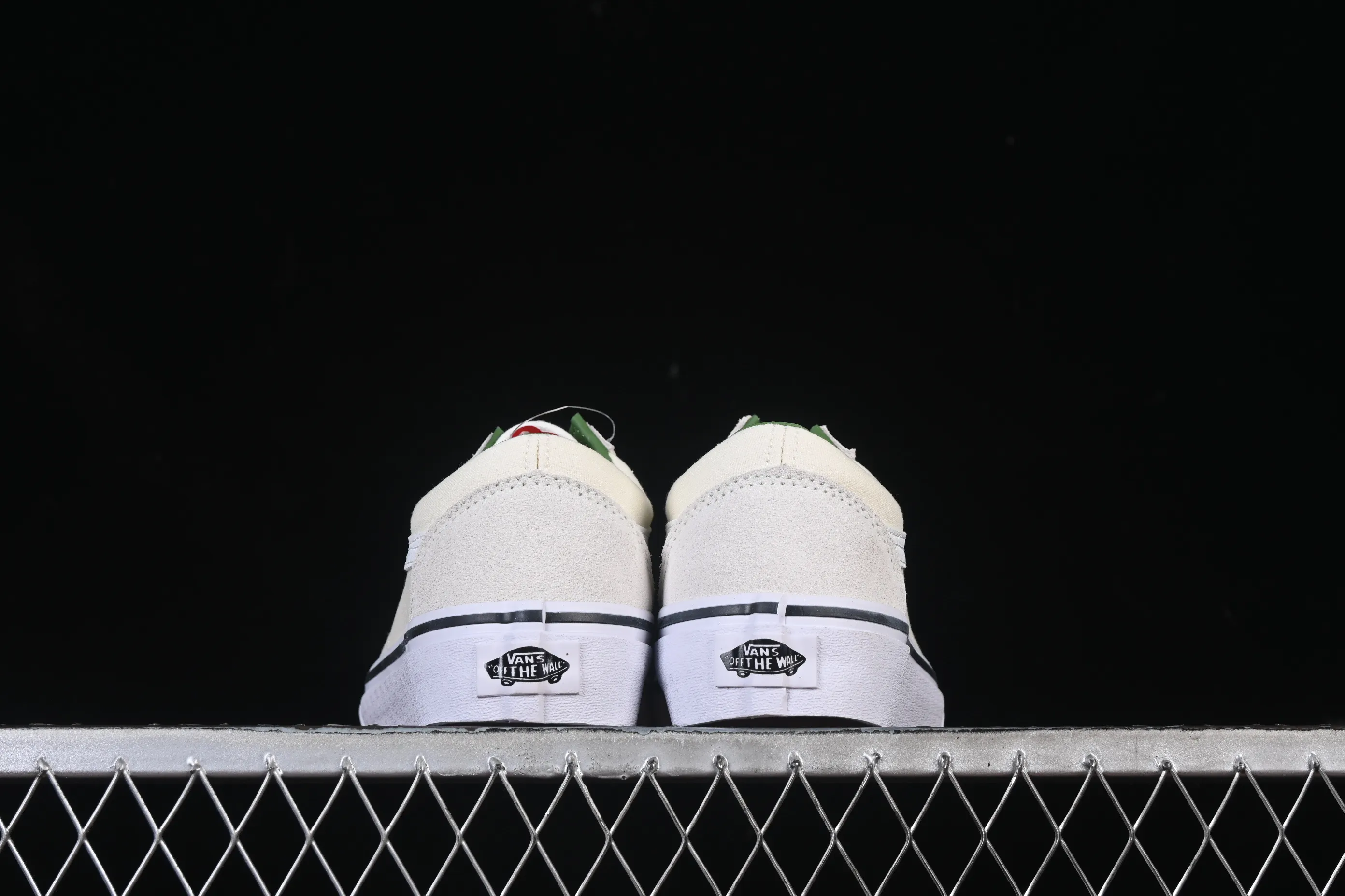 All categories Vans Vans series Vans Low Vans low-top Vans Old Skool Vans low-top casual skateboard shoes VN000D6WBOM